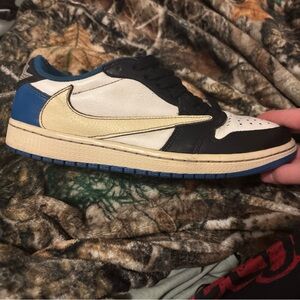 Men's Black and Blue Sneakers